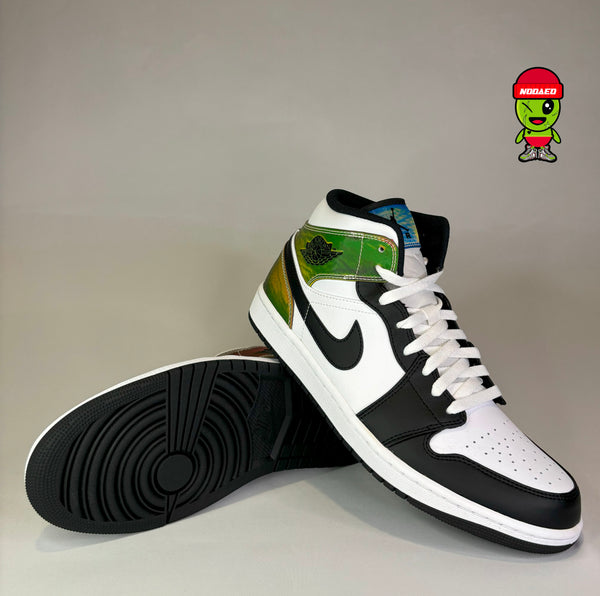 heat reactive sneakers