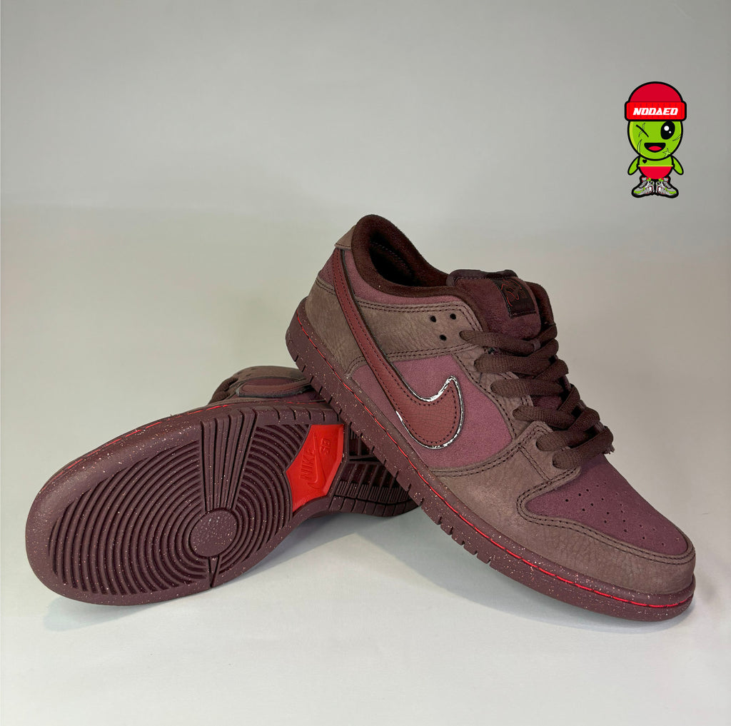 Dunk Low Premium Sb 'City of Love Collection - Burgundy Crush