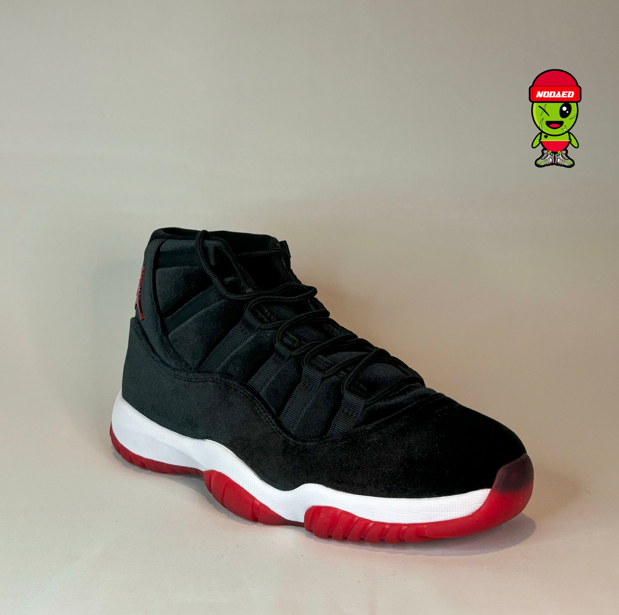 Jordan 11 Women's Retro 'Bred Velvet'