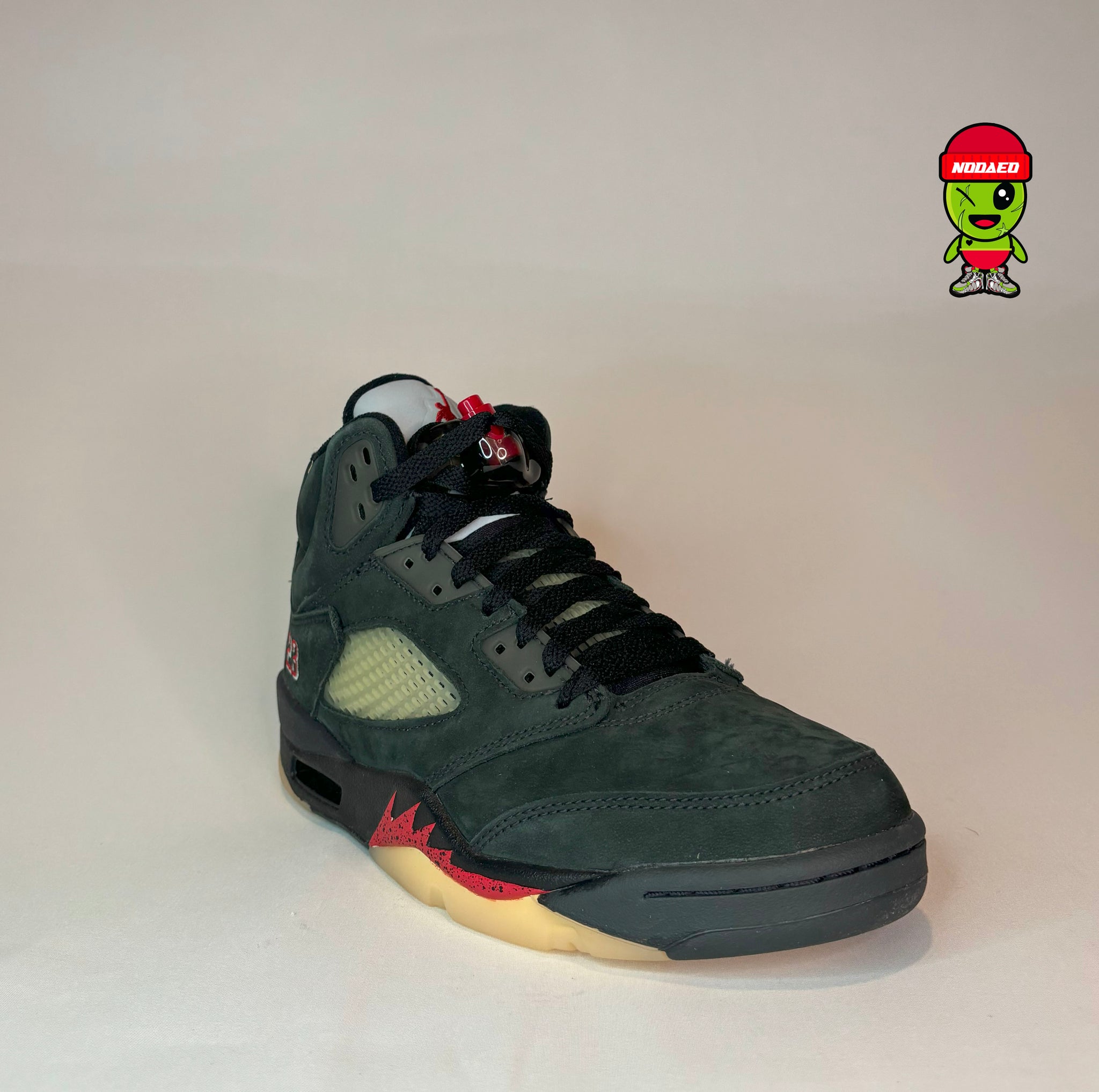 Jordan 5 Women's Retro Gore-Tex 'Off-Noir'