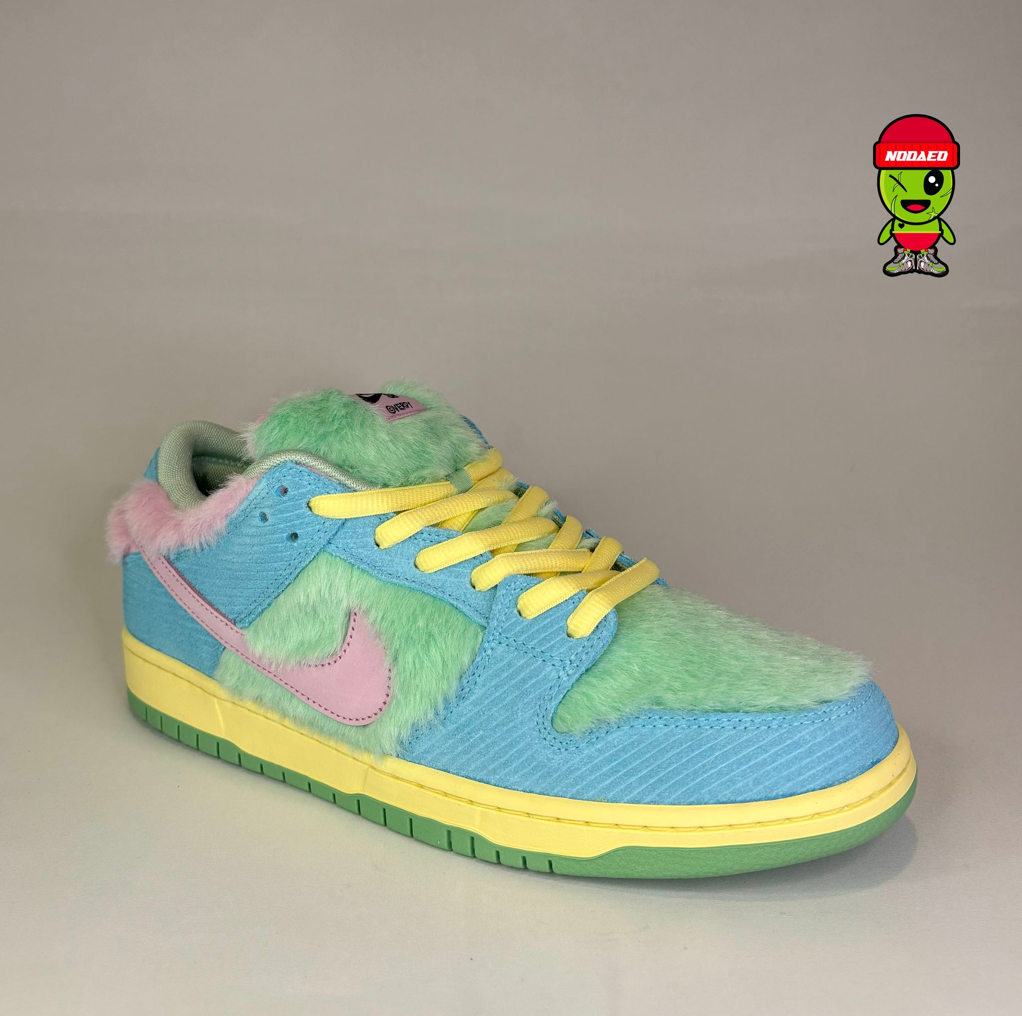 Verdy X Dunk Low Sb 'Visty'